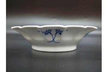 デンマーク　ROYAL COPENHAGEN(ロイヤルコペンハーゲン)　ブルーフルーテッド　プレイン　ブルーコペンハーゲン　様々なシーンに対応できるプレート5枚・シェルディッシュ・ボウルセット(皿、深皿、小皿、変形皿、貝、花柄、洋食器)(R-078347)