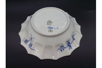 デンマーク　ROYAL COPENHAGEN(ロイヤルコペンハーゲン)　ブルーフルーテッド　プレイン　ブルーコペンハーゲン　様々なシーンに対応できるプレート5枚・シェルディッシュ・ボウルセット(皿、深皿、小皿、変形皿、貝、花柄、洋食器)(R-078347)