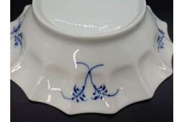 デンマーク　ROYAL COPENHAGEN(ロイヤルコペンハーゲン)　ブルーフルーテッド　プレイン　ブルーコペンハーゲン　様々なシーンに対応できるプレート5枚・シェルディッシュ・ボウルセット(皿、深皿、小皿、変形皿、貝、花柄、洋食器)(R-078347)