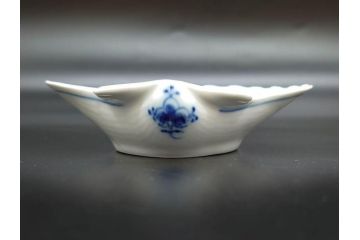 デンマーク　ROYAL COPENHAGEN(ロイヤルコペンハーゲン)　ブルーフルーテッド　プレイン　ブルーコペンハーゲン　様々なシーンに対応できるプレート5枚・シェルディッシュ・ボウルセット(皿、深皿、小皿、変形皿、貝、花柄、洋食器)(R-078347)