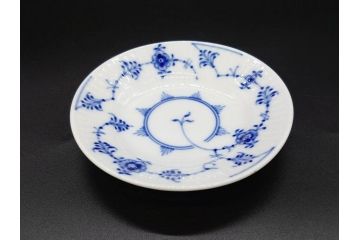 デンマーク　ROYAL COPENHAGEN(ロイヤルコペンハーゲン)　ブルーフルーテッド　プレイン　ブルーコペンハーゲン　様々なシーンに対応できるプレート5枚・シェルディッシュ・ボウルセット(皿、深皿、小皿、変形皿、貝、花柄、洋食器)(R-078347)