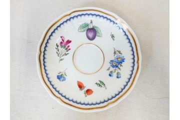 イタリア　Richard Ginori(リチャードジノリ)　イタリアンフルーツ　上品なデザインが美しいコーヒーカップ&ソーサー2客・プレート2枚セット(C&S、金彩、花、果物、陶磁器、洋食器)(R-078349)