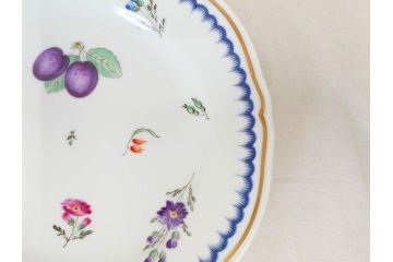 イタリア　Richard Ginori(リチャードジノリ)　イタリアンフルーツ　上品なデザインが美しいコーヒーカップ&ソーサー2客・プレート2枚セット(C&S、金彩、花、果物、陶磁器、洋食器)(R-078349)