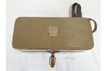 ジャンク品　旧日本軍　陸軍　富士通信機製造株式会社　特殊携帯電話機2点(有線、野戦電話、野外電話機)(R-078352)