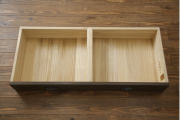 中古　美品　紀州箪笥　伝統工芸士　有本慎也作　上品な佇まいで和の空間を引き立てる総桐箪笥(並厚、総桐たんす、着物箪笥、衣装箪笥、和タンス、引き出し)(R-078357)