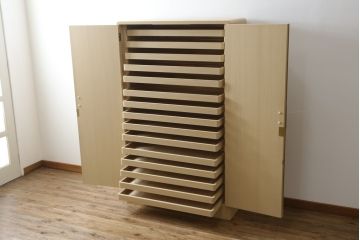 中古　伝統工芸士　水科政治作　柔らかな木の色味が魅力的な加茂総桐箪笥(胴厚、総桐たんす、衣装箪笥、着物箪笥、和タンス、引き出し)(R-078358)