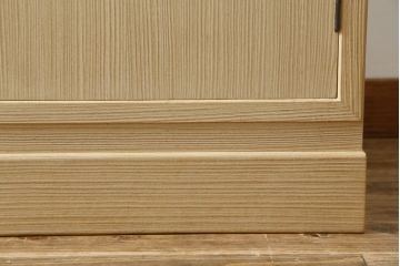中古　伝統工芸士　水科政治作　柔らかな木の色味が魅力的な加茂総桐箪笥(胴厚、総桐たんす、衣装箪笥、着物箪笥、和タンス、引き出し)(R-078358)