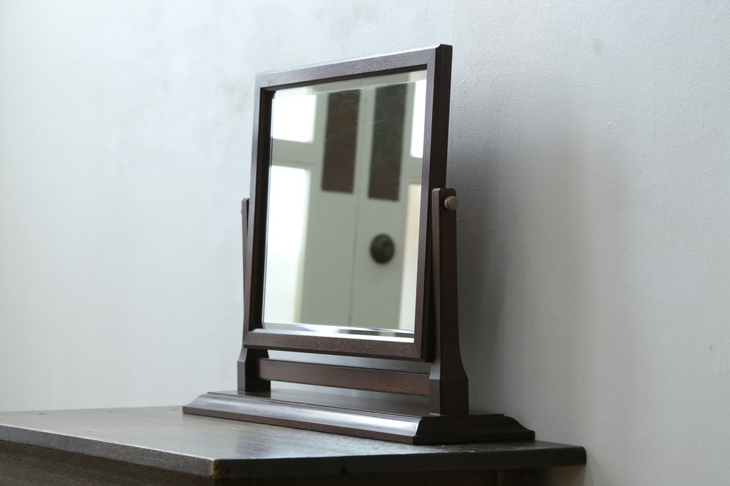 和製ビンテージ　松本民芸家具　シックな佇まいが目を惹く卓上ミラー　(R-078364)