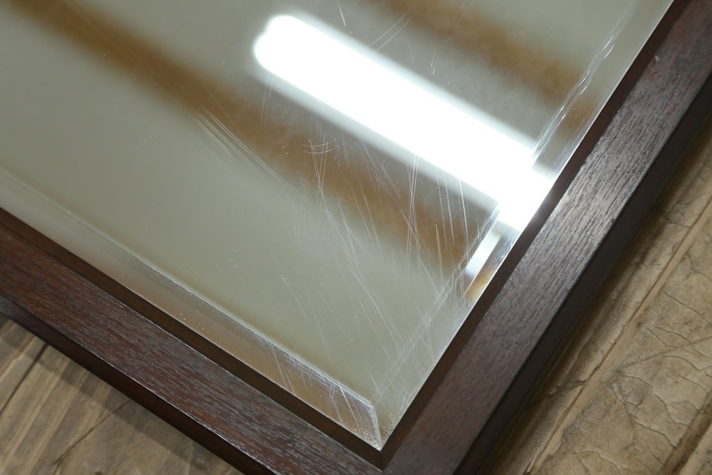 和製ビンテージ　松本民芸家具　シックな佇まいが目を惹く卓上ミラー　(R-078364)