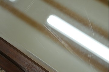 和製ビンテージ　松本民芸家具　シックな佇まいが目を惹く卓上ミラー　(R-078364)