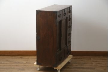 和製アンティーク　三方欅(ケヤキ)材　和の空間作りにおすすめの小振りな帳場箪笥(時代箪笥、収納タンス、整理箪笥、引き出し)(R-078366)