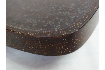 時代物　金蒔絵　大名武具　金の装飾が豪華な鐙(あぶみ、馬具、漆塗り、波千鳥)(R-078411)