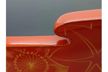 輪島塗　沈金師 友田裕次　春秋沈金　金彩が美しい宝石箱(漆器、ジュエリーボックス、小物入れ、小箱、紅葉、桜、共箱付き)(R-078414)
