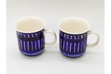 ARABIA FINLAND　Valencia(バレンシア)　Ulla Procope(ウラ・プロコッペ)　深い青色に温もりを感じるマグカップ2点セット(アラビア、フィンランド、カップ、北欧食器、洋食器)(R-078415)