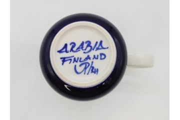 ARABIA FINLAND　Valencia(バレンシア)　Ulla Procope(ウラ・プロコッペ)　深い青色に温もりを感じるマグカップ2点セット(アラビア、フィンランド、カップ、北欧食器、洋食器)(R-078415)