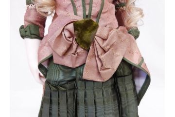 2012年　土倉ひろ子　ビスクドール工房　Angel Roco　長い睫と青い瞳が可愛らしいビスクドール(人形、ブリュ、シュヴロ、シュブロボディ、シュヴロボディ、子供、こども、女の子、ドール)(R-078418)