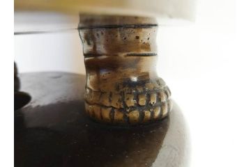 明治期　金工師　幸照刻　宣徳銅　銀象嵌　月梅耳松紋漢詩　漢詩が彫り込まれた趣のある火鉢(双耳、木台付き、銅製、三足火鉢、竹節形、手あぶり)(R-078466)