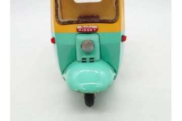 ダイハツ　ミゼット　DKA型　ブリキ製ミニカー(日本製、大阪ブリキ玩具資料室、おもちゃ、玩具、車、乗り物、オート三輪、外箱付き、説明書付き)(R-078467)