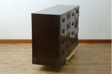 中古　美品!!　仙台民芸箪笥　欅産業　大振りの牡丹金具が目を惹く仙台箪笥　(R-078480)