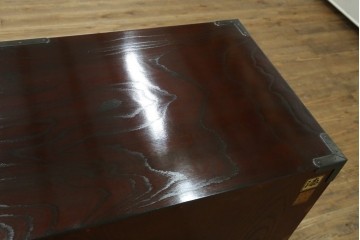 中古　美品!!　仙台民芸箪笥　欅産業　大振りの牡丹金具が目を惹く仙台箪笥　(R-078480)