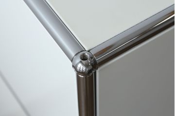 中古　USMハラー(USM Haller)　美しくシンプルなデザインが目を引くキャビネット(サイドチェスト、引き出し、店舗什器)(定価約28万円)(R-078481)