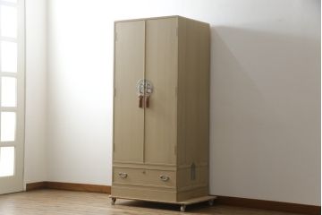 中古　幅狭なサイズ感が魅力的な加茂総桐箪笥(並厚、総桐たんす、衣装箪笥、ワードローブ、収納棚、洋服タンス、和タンス、引き出し)(R-078486)