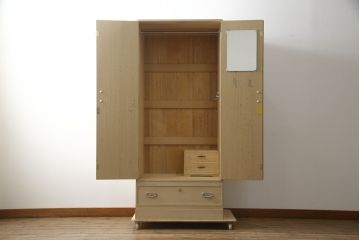 中古　幅狭なサイズ感が魅力的な加茂総桐箪笥(並厚、総桐たんす、衣装箪笥、ワードローブ、収納棚、洋服タンス、和タンス、引き出し)(R-078486)