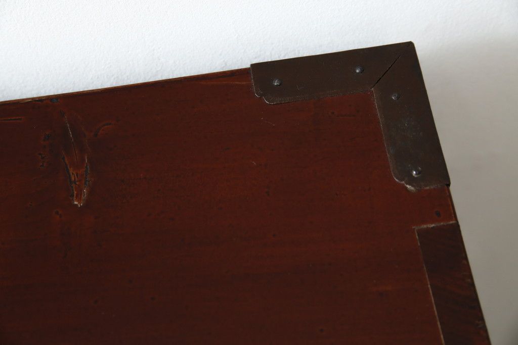 和製アンティーク 美品!! 上手物!! 内部桐(キリ)材 上品な丸金具の黒漆塗り庄内箪笥ローボード(時代箪笥、和たんす、整理たんす、収納タンス、衣装タンス、ローチェスト、テレビ台、テレビボード、引き出し)(R-078489)