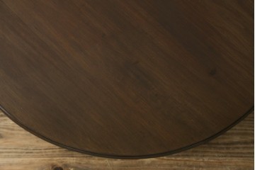 和製アンティーク　カバ材　シルエットが素敵なラウンドカフェテーブル　(R-078490)