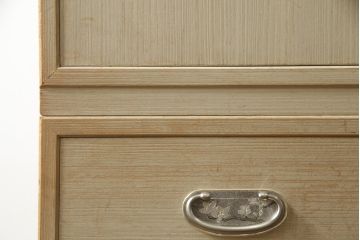 中古　伝統工芸士　永松修一作　秀鳳刻　上品な雰囲気漂う金具が魅力的な加茂総桐箪笥(並厚、総桐たんす、着物箪笥、衣装箪笥、和タンス、引き出し、バラ売り可能)(R-078492)
