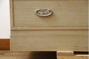 中古　伝統工芸士　永松修一作　秀鳳刻　上品な雰囲気漂う金具が魅力的な加茂総桐箪笥(並厚、総桐たんす、着物箪笥、衣装箪笥、和タンス、引き出し、バラ売り可能)(R-078492)