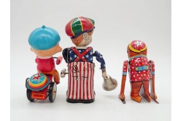 NEWS-BOY　三輪車(VELOCIPEDE)　ACROBAT MONKEY　WHISTLING SPACE TOP SET　ジャンピングコマ　かんらん車　Playland Express　のりものあそび　FAIRYLAND TRAIN SET　HIGHWAY SET　ブリキのおもちゃ10点セット(猿、遊園地、観覧車、乗り物、ゼンマイ歩行、フィギュア、人形、玩具、日本製)(R-078506)