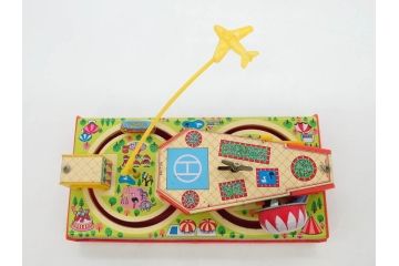 NEWS-BOY　三輪車(VELOCIPEDE)　ACROBAT MONKEY　WHISTLING SPACE TOP SET　ジャンピングコマ　かんらん車　Playland Express　のりものあそび　FAIRYLAND TRAIN SET　HIGHWAY SET　ブリキのおもちゃ10点セット(猿、遊園地、観覧車、乗り物、ゼンマイ歩行、フィギュア、人形、玩具、日本製)(R-078506)