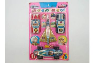 NEWS-BOY　三輪車(VELOCIPEDE)　ACROBAT MONKEY　WHISTLING SPACE TOP SET　ジャンピングコマ　かんらん車　Playland Express　のりものあそび　FAIRYLAND TRAIN SET　HIGHWAY SET　ブリキのおもちゃ10点セット(猿、遊園地、観覧車、乗り物、ゼンマイ歩行、フィギュア、人形、玩具、日本製)(R-078506)