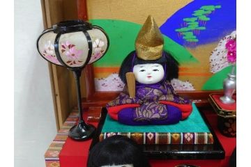 ビンテージ　木目込み人形　十五人揃　細部まで職人のこだわりを感じる可愛らしい五段雛飾り(ヴィンテージ、三越、雛人形、ひな人形、雛壇、段飾、置物、ケース付、外箱付き)(R-078507)