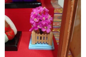 ビンテージ　木目込み人形　十五人揃　細部まで職人のこだわりを感じる可愛らしい五段雛飾り(ヴィンテージ、三越、雛人形、ひな人形、雛壇、段飾、置物、ケース付、外箱付き)(R-078507)