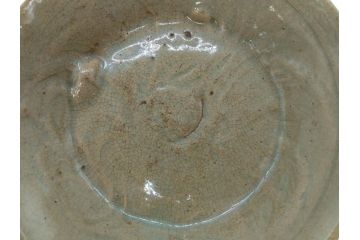 時代物　李朝青磁　約16cm　5.2寸　素朴な風合いが魅力的な中皿(朝鮮美術、古器、食器、5寸2分)(R-078509)