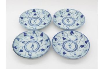 時代物　中国　唐物　古玩　古染付　青い染付のデザインが印象的な中皿4枚セット(皿、古器、食器、唐草、なます皿、中国美術)(R-078510)