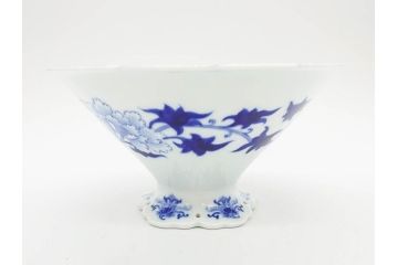 大正〜昭和初期　深川製磁　オールド深川　ウズラ紋　染付　約25cm　8寸　繊細に絵付けされた深鉢(うずら、草花、皿、深皿、八寸、和皿、和食器)(R-078512)