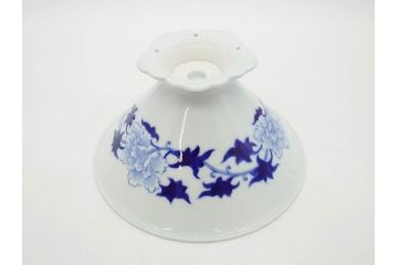 大正〜昭和初期　深川製磁　オールド深川　ウズラ紋　染付　約25cm　8寸　繊細に絵付けされた深鉢(うずら、草花、皿、深皿、八寸、和皿、和食器)(R-078512)