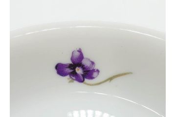 オールドノリタケ　NORITAKE　ヤジロベー印　可憐なスミレのデザインが可愛らしいボウル&プレート5枚セット(日本陶器會社、菫、花、フラワー、皿、深皿、中皿、なます皿、どんぶり、洋食器)(R-078514)