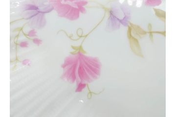 ビンテージ　フランス　LIMOGES　リモージュ　GIRAUD(ジロー)　淡い色彩で描かれた花のデザインが可愛らしいプレート2枚セット(ヴィンテージ、貝皿、シェル、中皿、大皿、変形皿、磁器、洋食器)(R-078515)