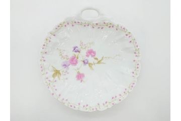 ビンテージ　フランス　LIMOGES　リモージュ　GIRAUD(ジロー)　淡い色彩で描かれた花のデザインが可愛らしいプレート2枚セット(ヴィンテージ、貝皿、シェル、中皿、大皿、変形皿、磁器、洋食器)(R-078515)