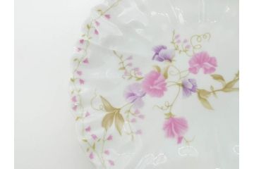 ビンテージ　フランス　LIMOGES　リモージュ　GIRAUD(ジロー)　淡い色彩で描かれた花のデザインが可愛らしいプレート2枚セット(ヴィンテージ、貝皿、シェル、中皿、大皿、変形皿、磁器、洋食器)(R-078515)