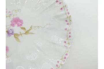 ビンテージ　フランス　LIMOGES　リモージュ　GIRAUD(ジロー)　淡い色彩で描かれた花のデザインが可愛らしいプレート2枚セット(ヴィンテージ、貝皿、シェル、中皿、大皿、変形皿、磁器、洋食器)(R-078515)