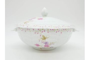 ビンテージ　フランス　LIMOGES　リモージュ　GIRAUD(ジロー)　淡い色彩で描かれた花のデザインが可愛らしいスープチューリン(花柄、フラワー、ヴィンテージ、ふかひれ皿、ポット、トンキ、蓋付き、磁器、洋食器)(R-078516)