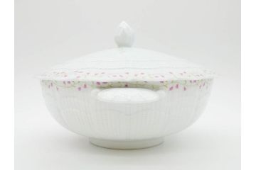 ビンテージ　フランス　LIMOGES　リモージュ　GIRAUD(ジロー)　淡い色彩で描かれた花のデザインが可愛らしいスープチューリン(花柄、フラワー、ヴィンテージ、ふかひれ皿、ポット、トンキ、蓋付き、磁器、洋食器)(R-078516)