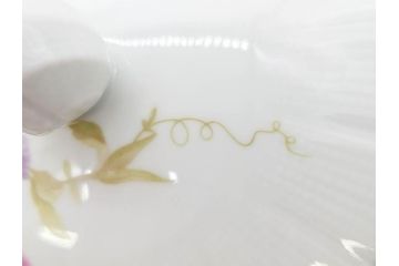 ビンテージ　フランス　LIMOGES　リモージュ　GIRAUD(ジロー)　淡い色彩で描かれた花のデザインが可愛らしいスープチューリン(花柄、フラワー、ヴィンテージ、ふかひれ皿、ポット、トンキ、蓋付き、磁器、洋食器)(R-078516)