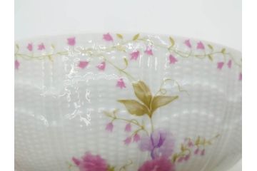 ビンテージ　フランス　LIMOGES　リモージュ　GIRAUD(ジロー)　淡い色彩で描かれた花のデザインが可愛らしいスープチューリン(花柄、フラワー、ヴィンテージ、ふかひれ皿、ポット、トンキ、蓋付き、磁器、洋食器)(R-078516)