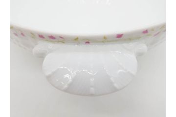 ビンテージ　フランス　LIMOGES　リモージュ　GIRAUD(ジロー)　淡い色彩で描かれた花のデザインが可愛らしいスープチューリン(花柄、フラワー、ヴィンテージ、ふかひれ皿、ポット、トンキ、蓋付き、磁器、洋食器)(R-078516)